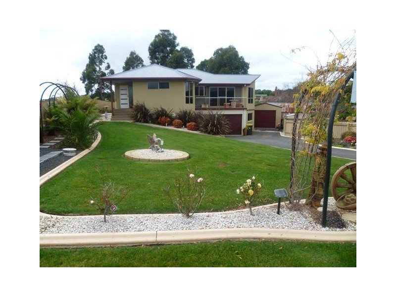 11 Holliview Way, Ulverstone TAS 7315