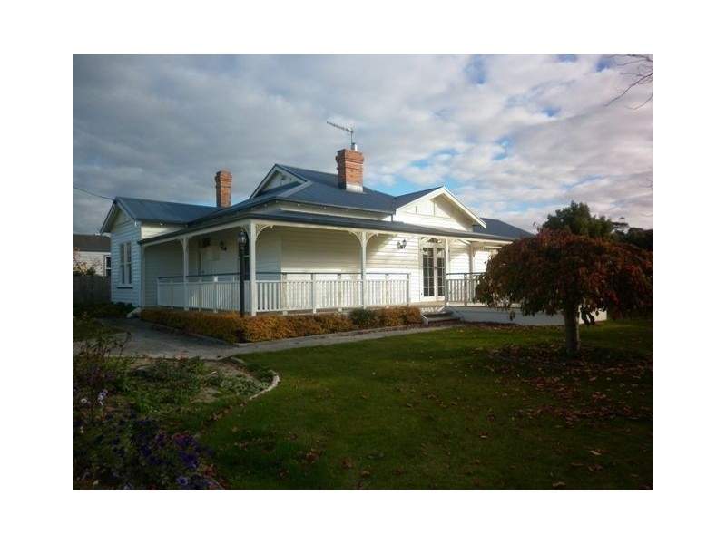 14 Ironcliffe Road, Penguin TAS 7316