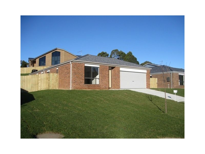 37 Berkshire Parade, Penguin TAS 7316