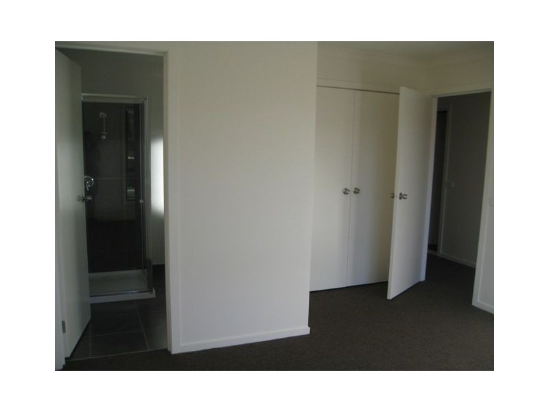 37 Berkshire Parade, Penguin TAS 7316