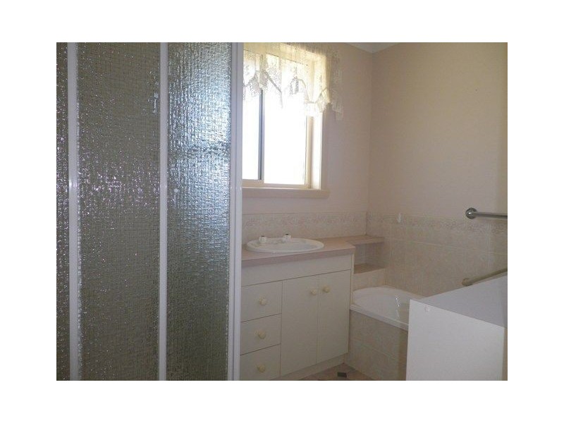 12/3 Hayward Street, Penguin TAS 7316