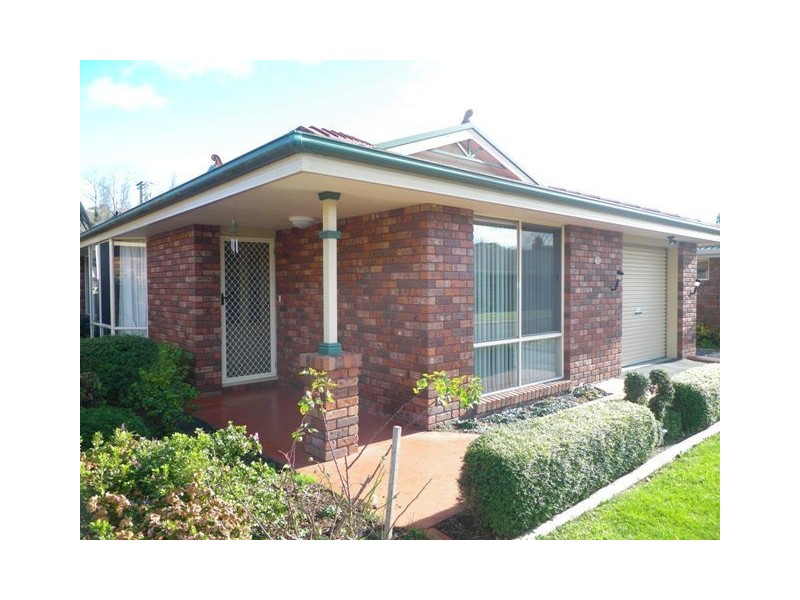 12/3 Hayward Street, Penguin TAS 7316