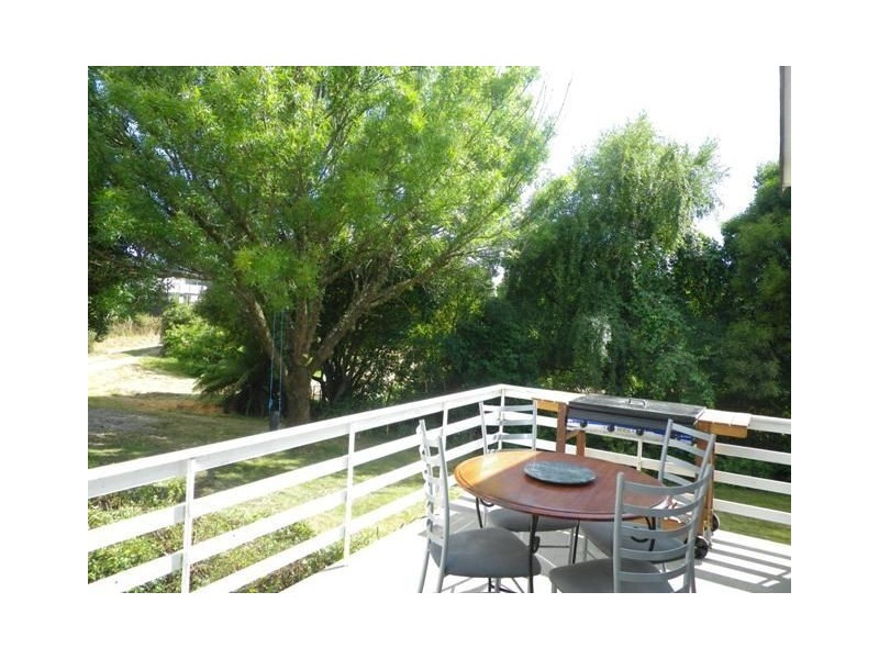 136 South Road, Penguin TAS 7316
