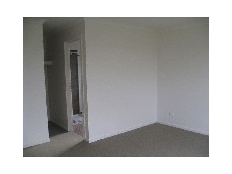 16 Berkshire Parade, Penguin TAS 7316