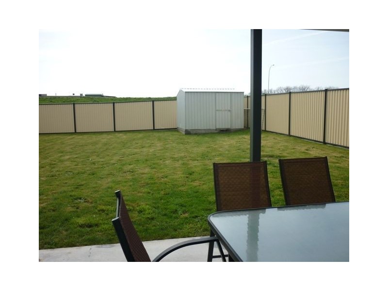 21 Hales Street, Penguin TAS 7316
