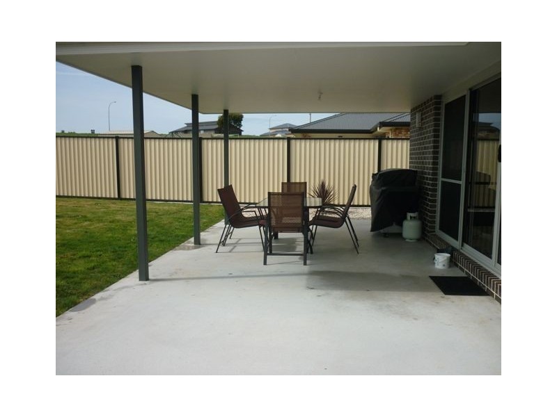 21 Hales Street, Penguin TAS 7316