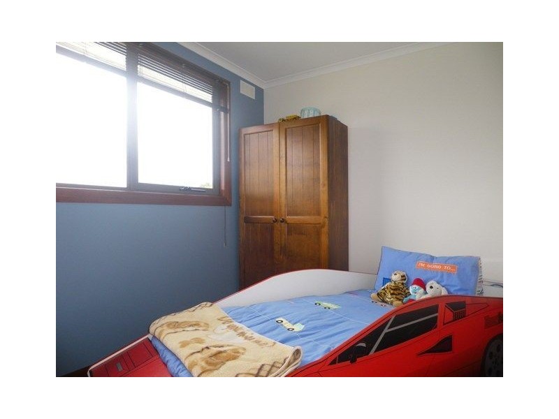 11 Rekuna Road, Penguin TAS 7316