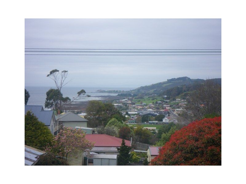 11 Rekuna Road, Penguin TAS 7316