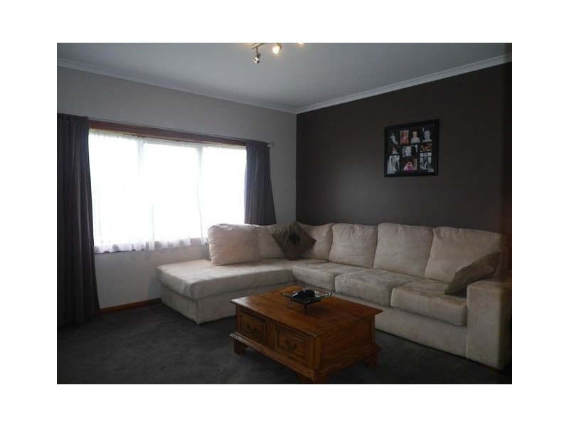 11 Rekuna Road, Penguin TAS 7316