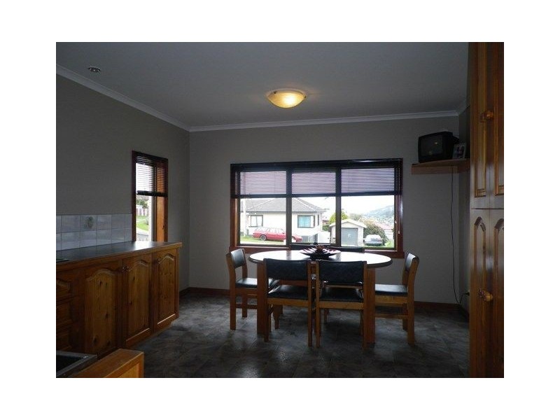 11 Rekuna Road, Penguin TAS 7316