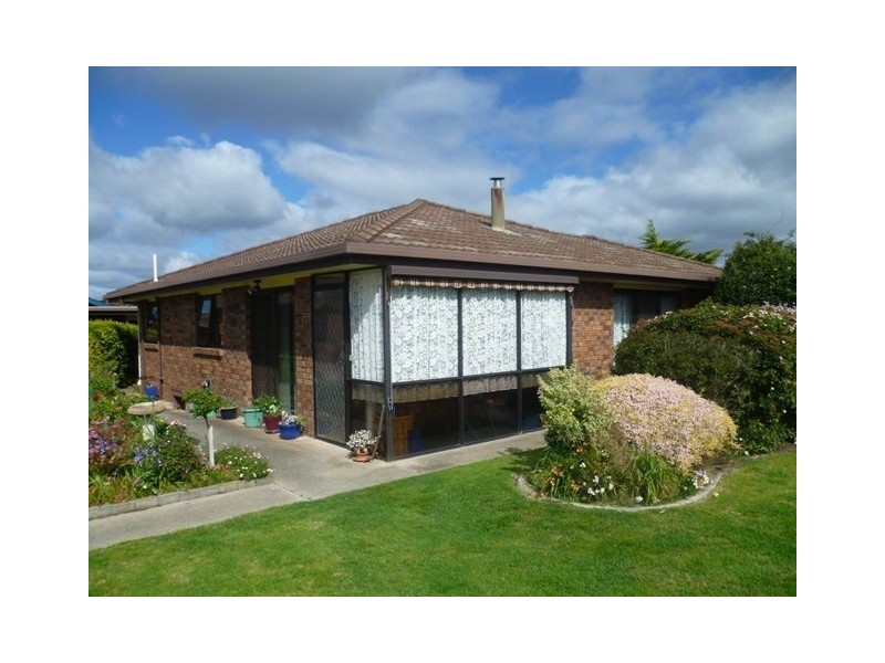 2/47 Ocean Drive, Ulverstone TAS 7315