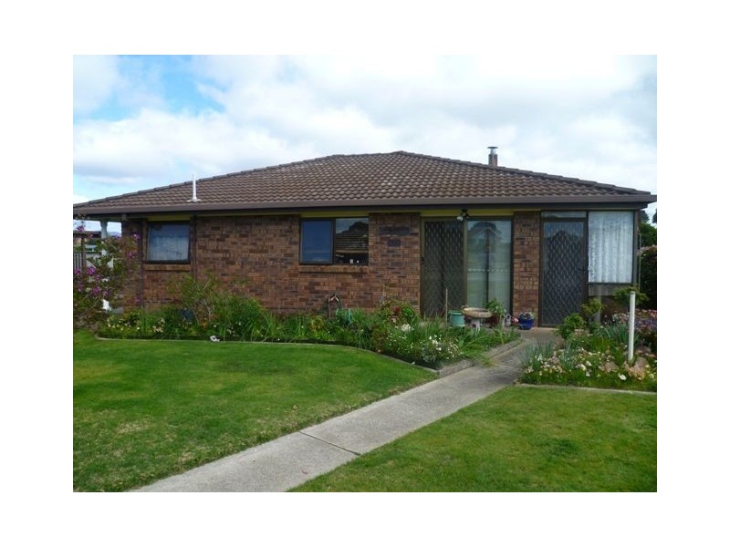 2/47 Ocean Drive, Ulverstone TAS 7315