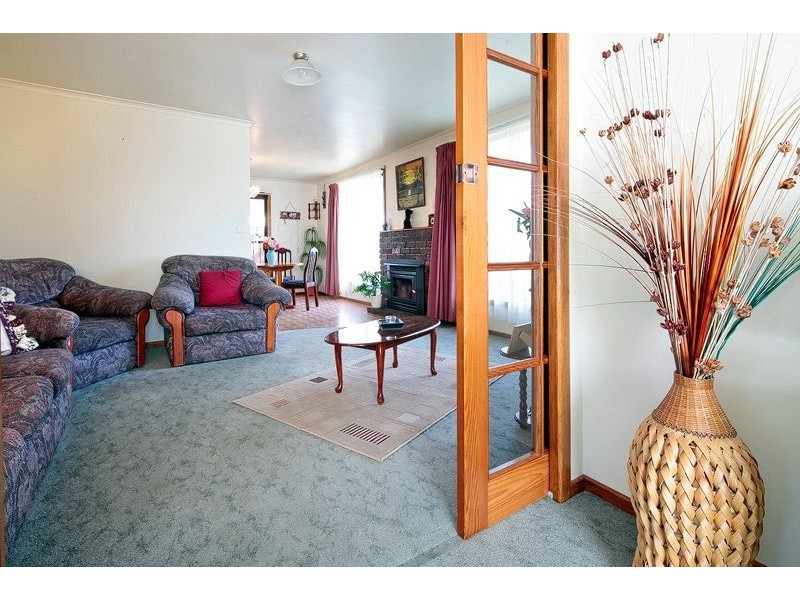 4 Olympic Court, Penguin TAS 7316