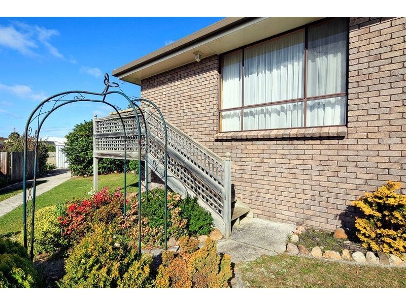 4 Olympic Court, Penguin TAS 7316