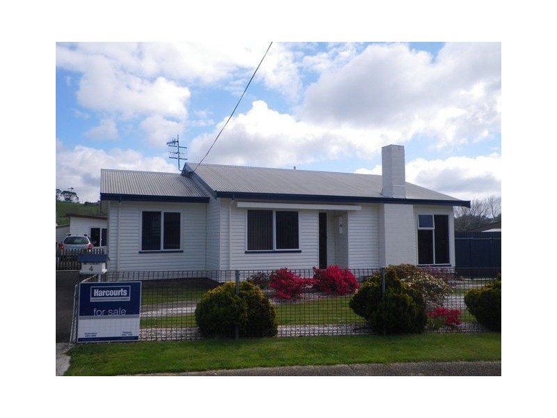 4 Elizabeth Street, Penguin TAS 7316