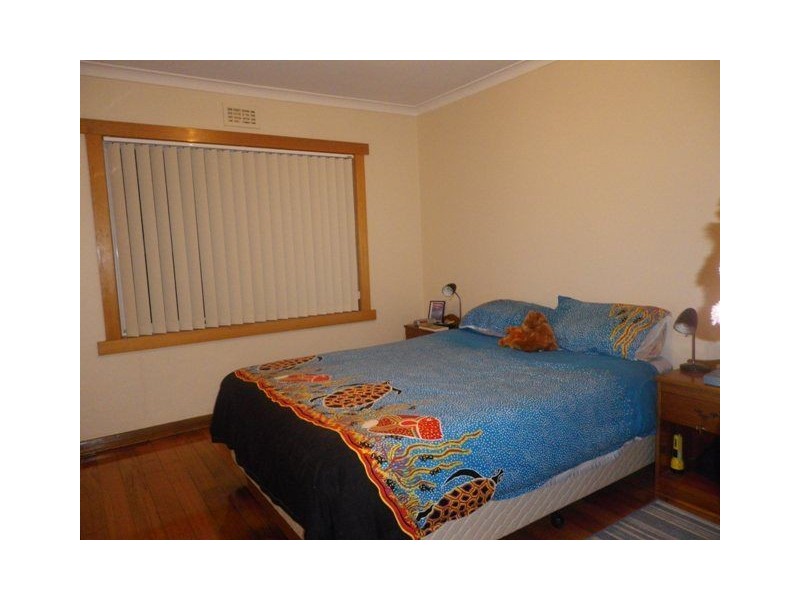 4 Elizabeth Street, Penguin TAS 7316