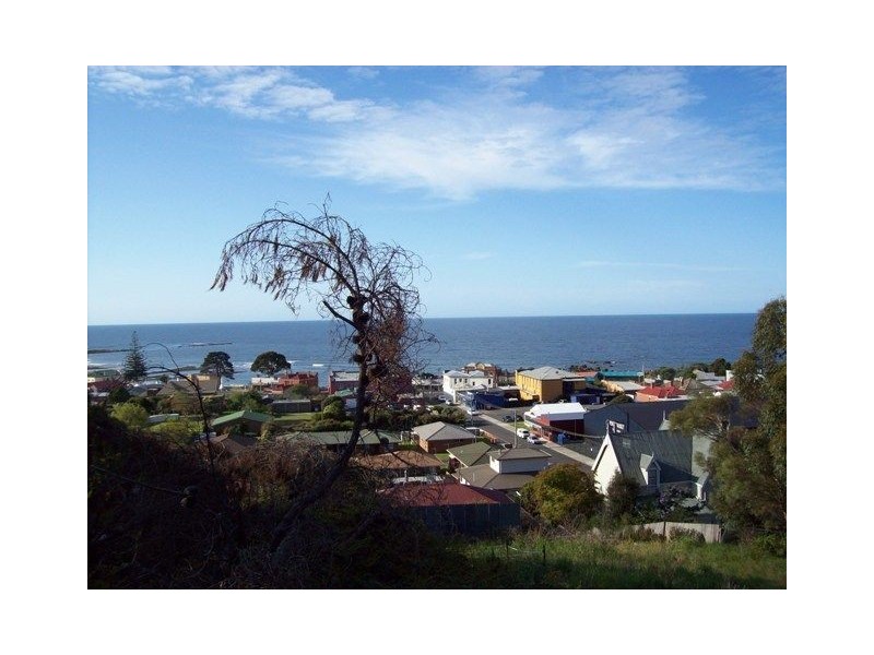 27 Quinn, Penguin TAS 7316