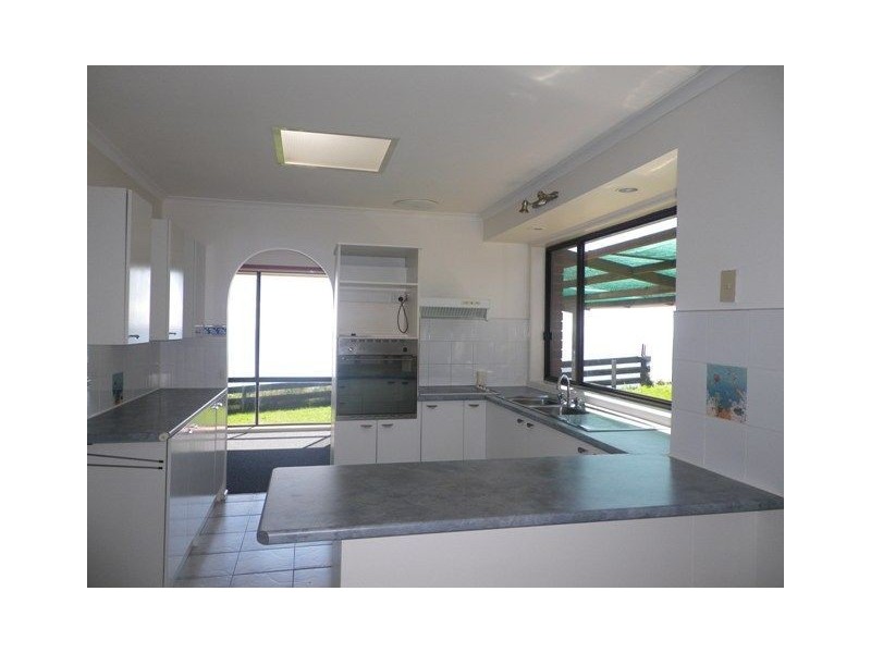 8 Lyndara Drive, Penguin TAS 7316