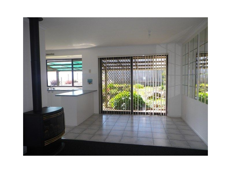 8 Lyndara Drive, Penguin TAS 7316