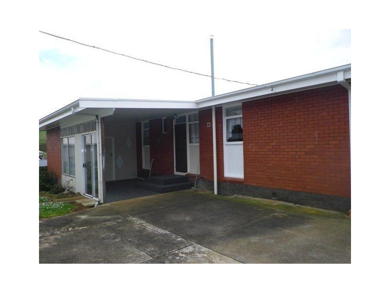 2 South Road, Penguin TAS 7316