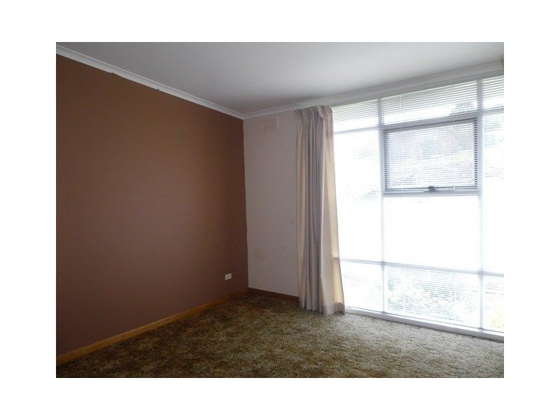 2 South Road, Penguin TAS 7316