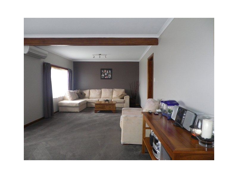 11 Rekuna Road, Penguin TAS 7316