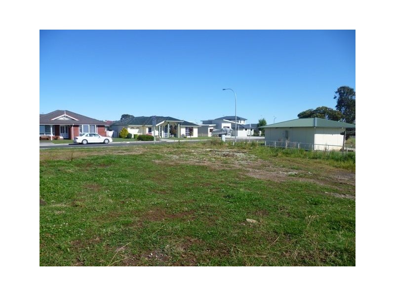 14 Tasma Parade, Ulverstone TAS 7315