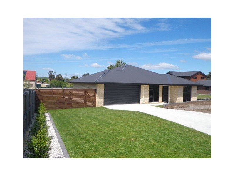 7 Berkshire Parade, Penguin TAS 7316