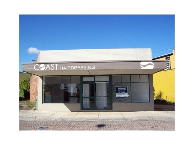 92 Main Road, Penguin TAS 7316