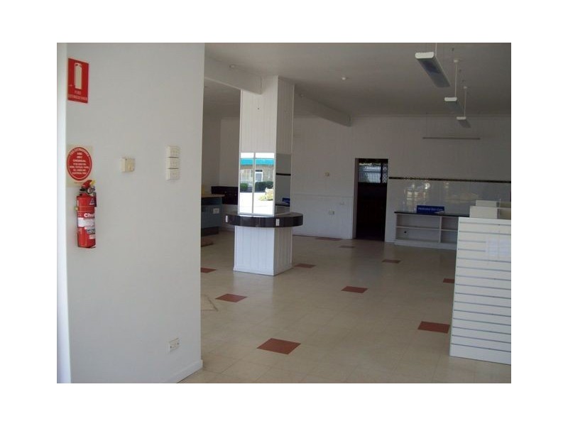 92 Main Road, Penguin TAS 7316