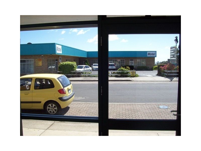 92 Main Road, Penguin TAS 7316