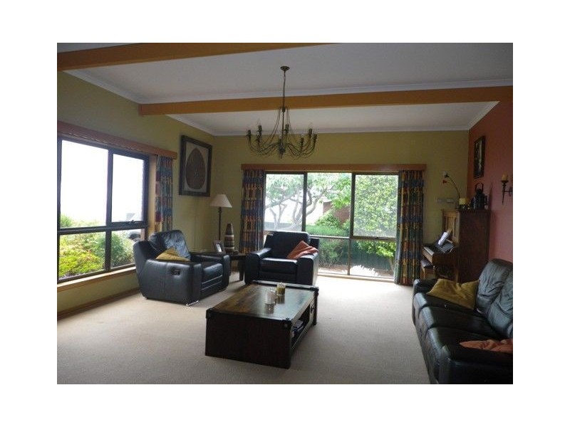31 Westridge Road, Penguin TAS 7316