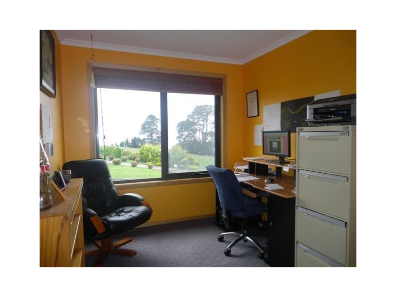 31 Westridge Road, Penguin TAS 7316