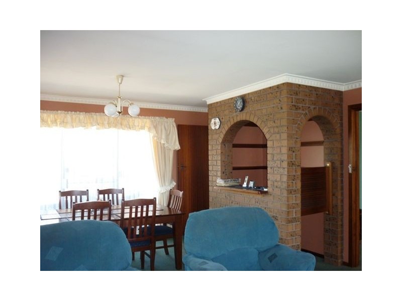 8 Burnett Crescent, Ulverstone TAS 7315