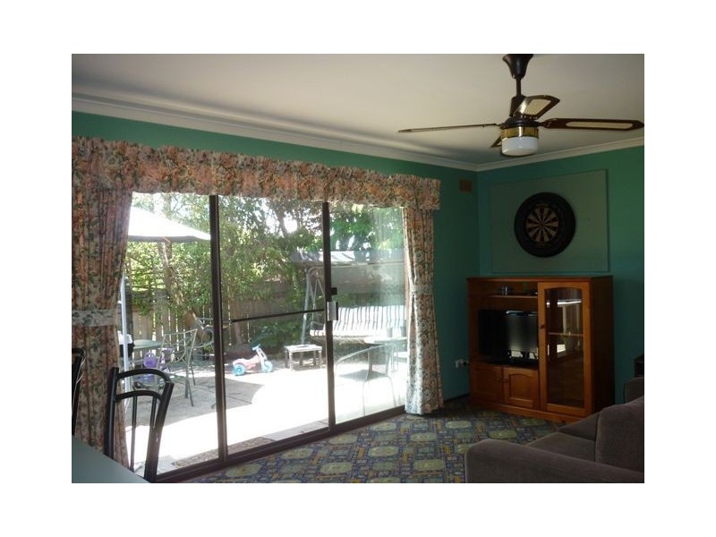 8 Burnett Crescent, Ulverstone TAS 7315