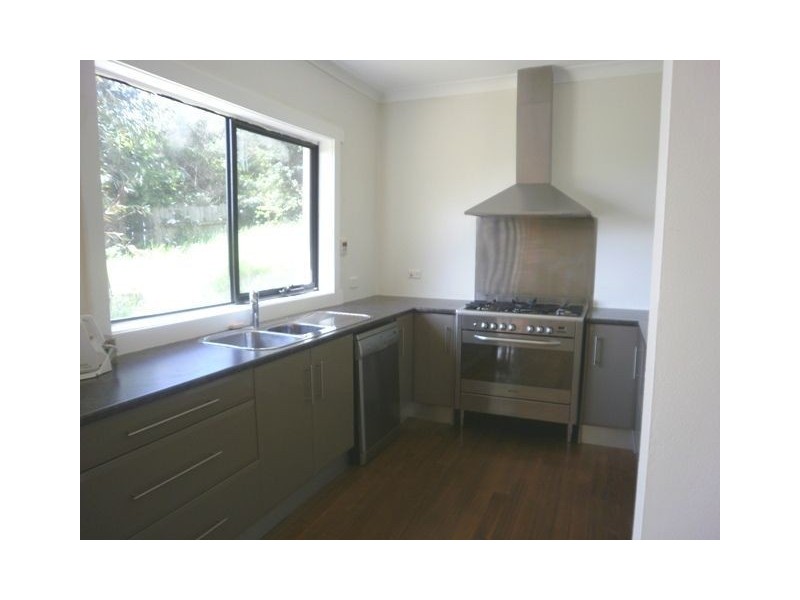 14 King Edward Street, Penguin TAS 7316