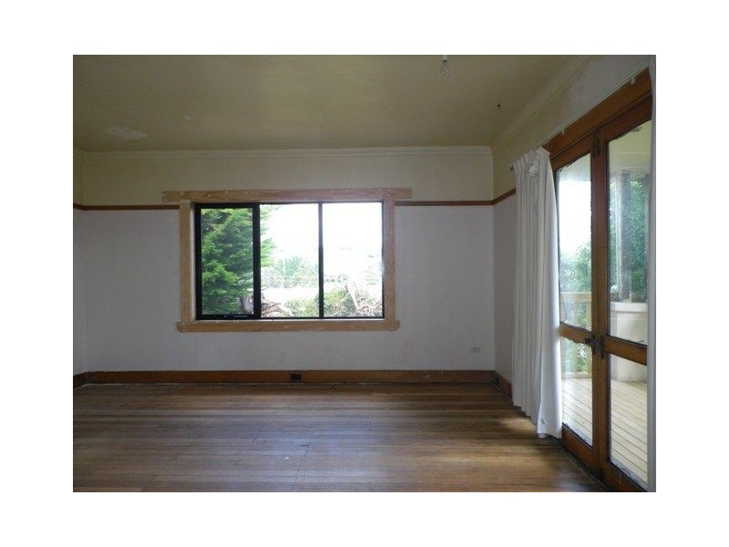 14 King Edward Street, Penguin TAS 7316