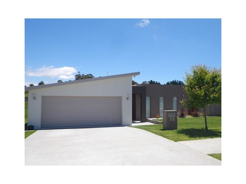 22 Berkshire Parade, Penguin TAS 7316