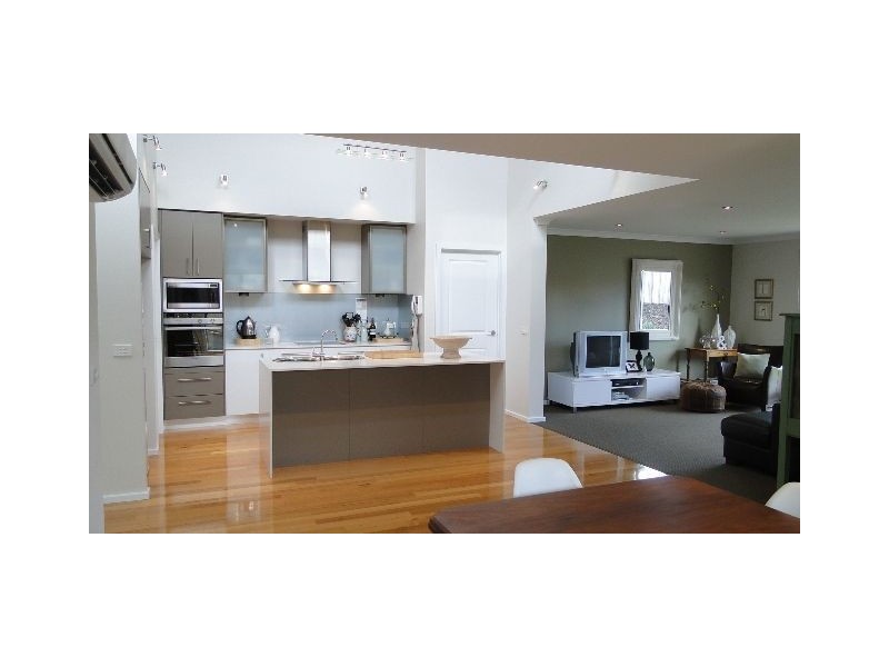 22 Berkshire Parade, Penguin TAS 7316
