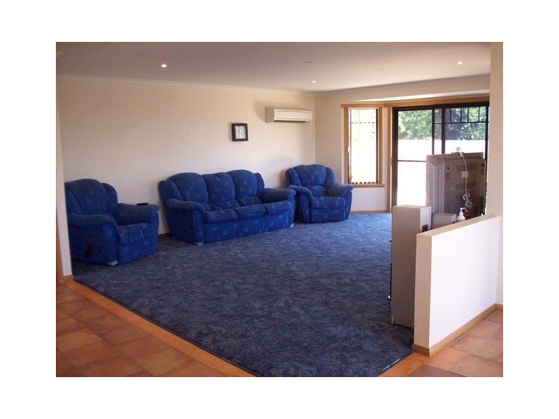 12 Crisling Place, Penguin TAS 7316