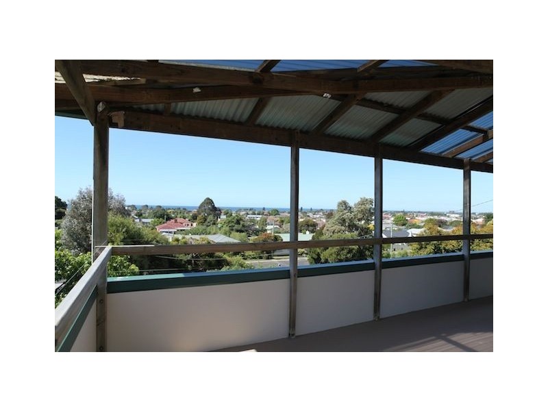 18 William Street, Ulverstone TAS 7315