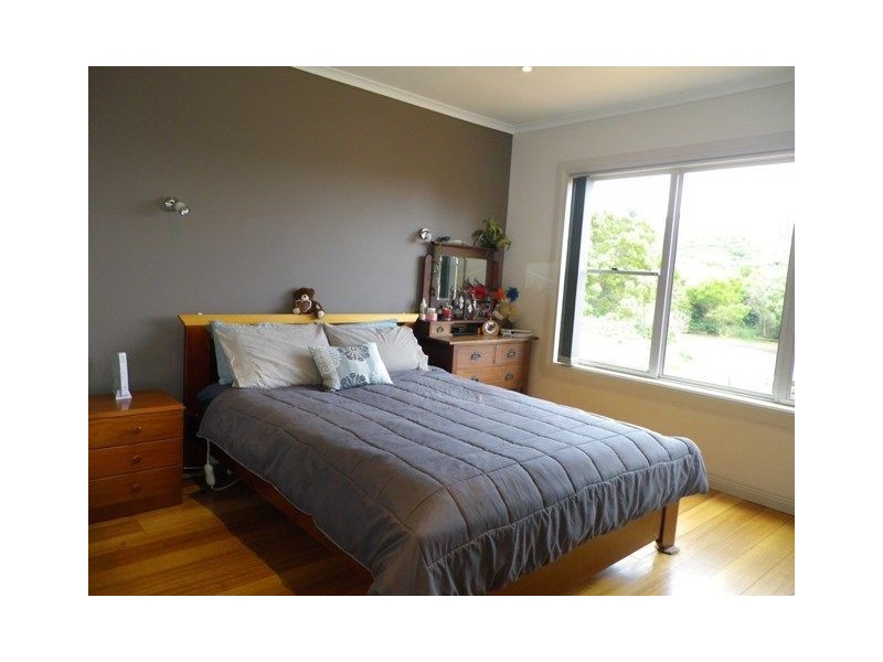 5 Sunny Ridge Avenue, Penguin TAS 7316