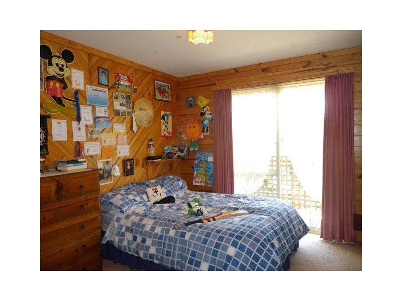 59 Deviation Road, Penguin TAS 7316