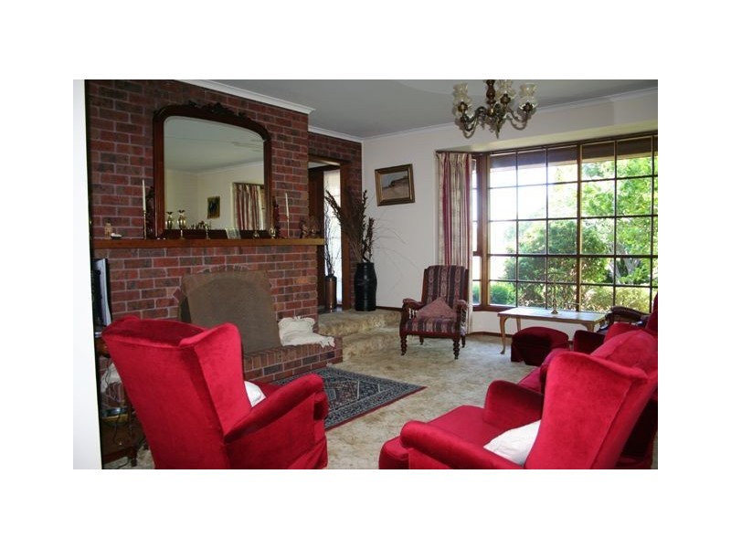 12 River Road, Ulverstone TAS 7315