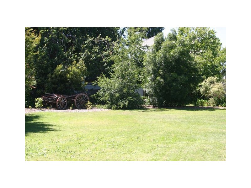 12 River Road, Ulverstone TAS 7315