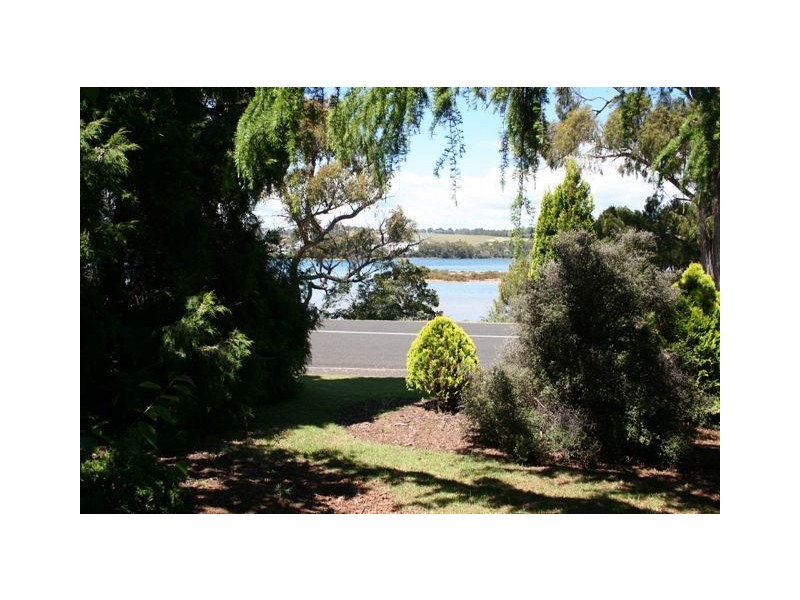 12 River Road, Ulverstone TAS 7315