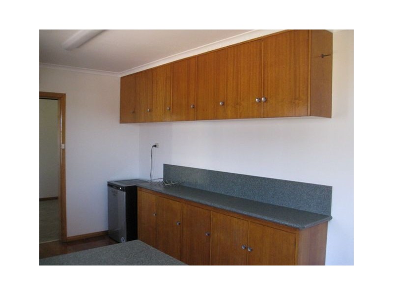 133 South Road, Penguin TAS 7316