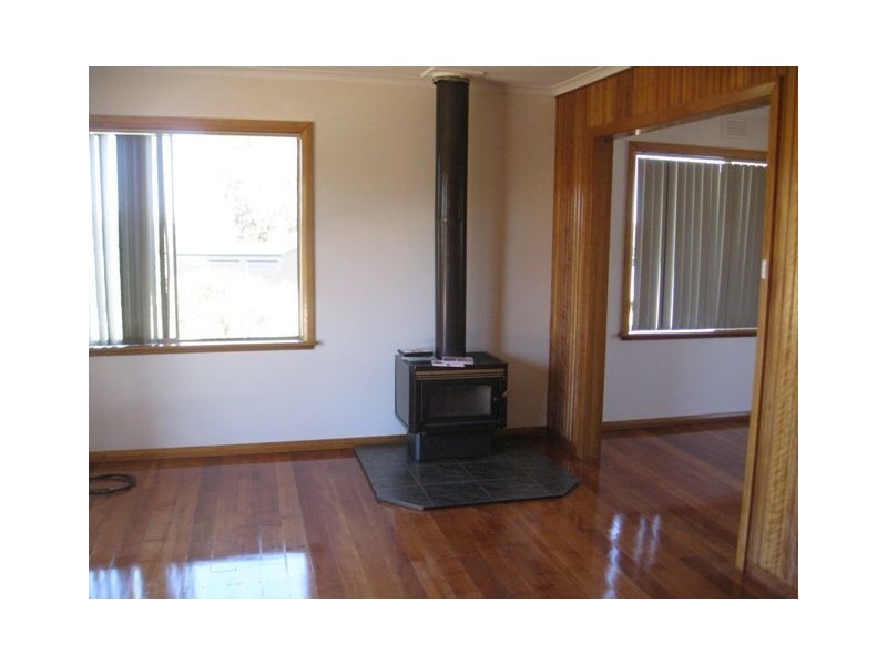 133 South Road, Penguin TAS 7316
