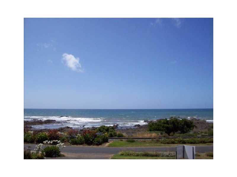 194 Main Road, Penguin TAS 7316