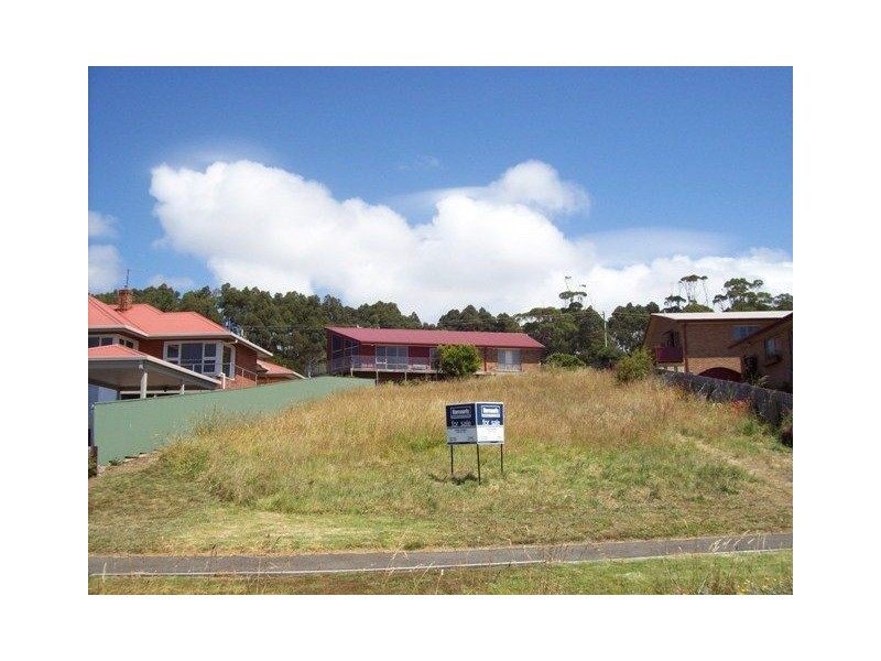 194 Main Road, Penguin TAS 7316